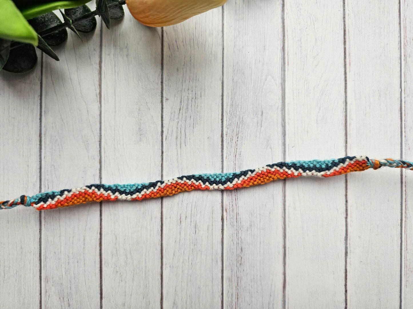 Pulsera con patrón de ondas