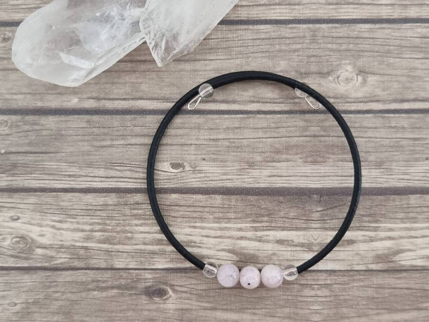 Pulsera de alambre de kunzita