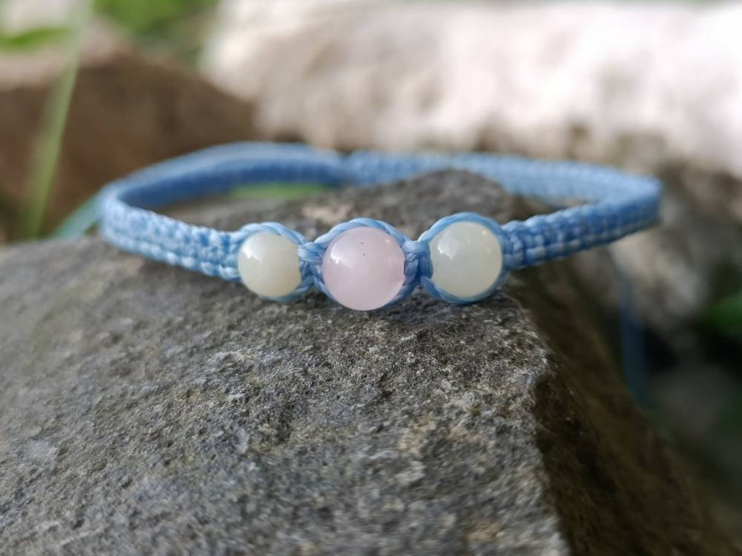 Pulsera de cuentas de piedra lunar y cuarzo rosa 